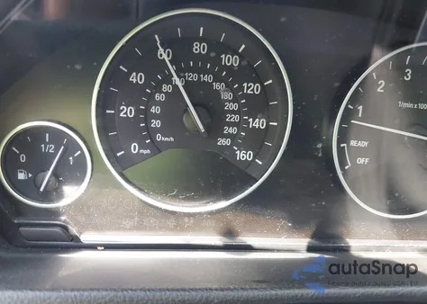 2015 BMW 328I xDrive z USA, uszkodzony, nr VIN WBA3B5C50FF962152